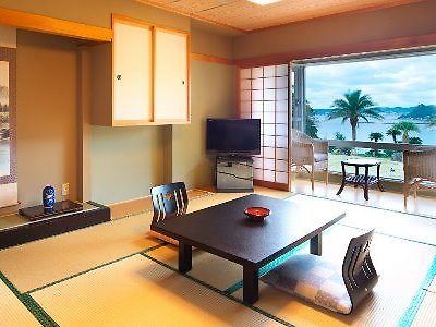 Kamogawa Hills Resort Hotel Bagian luar foto